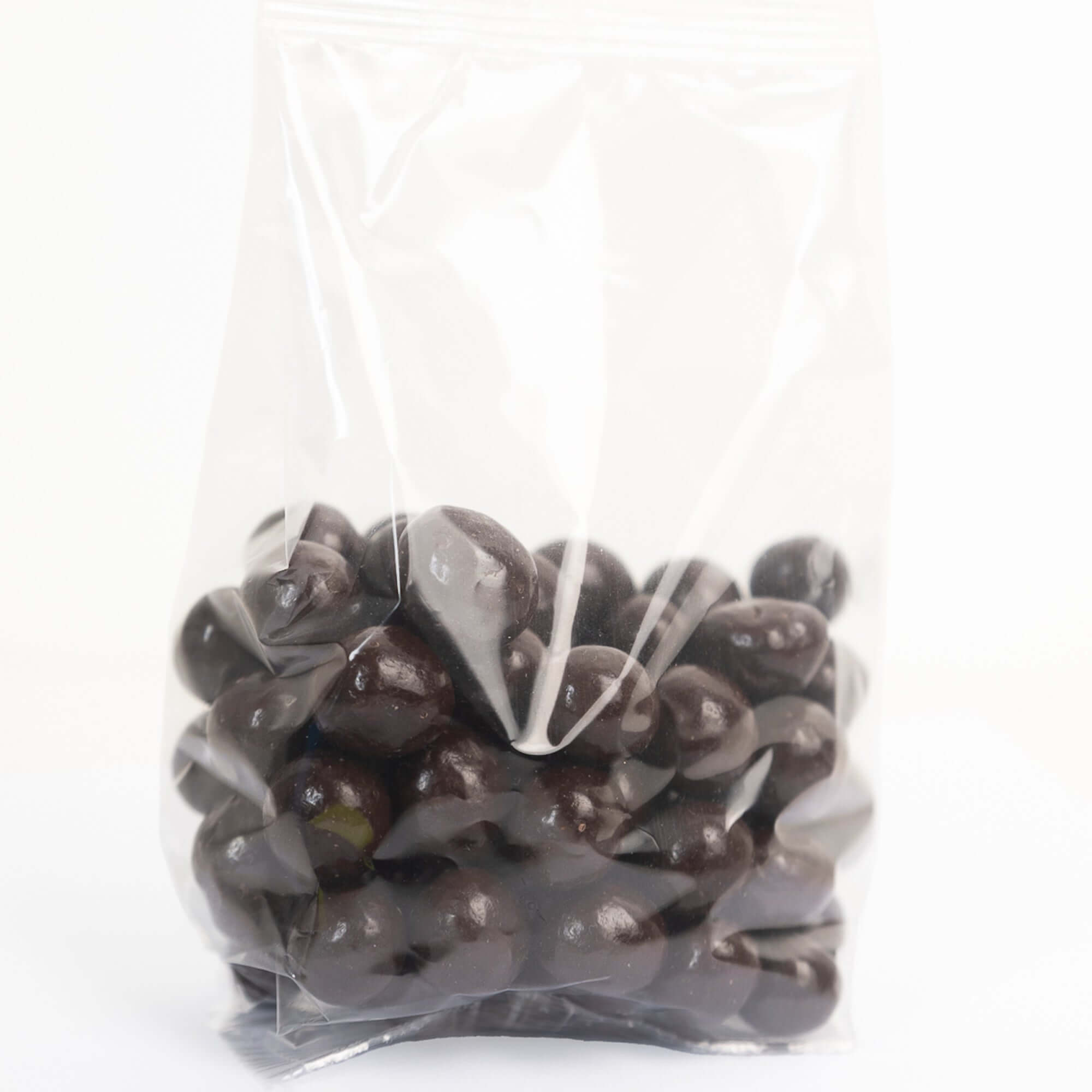 Chicchi di caffè al cioccolato fondente - Questi deliziosi chicchi di caffè ricoperti di cioccolato fondente sono davvero un'ottima scelta per accompagnare il tuo caffè per una pausa dolce e raffinata. Non perdere l'opportunità di gustare questa prelibate